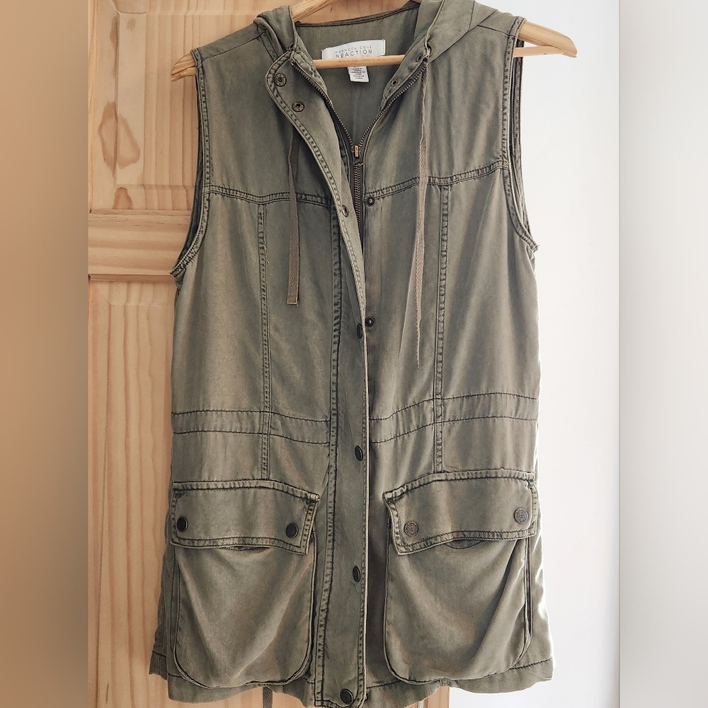 Kenneth Cole Reaction Utility Vest